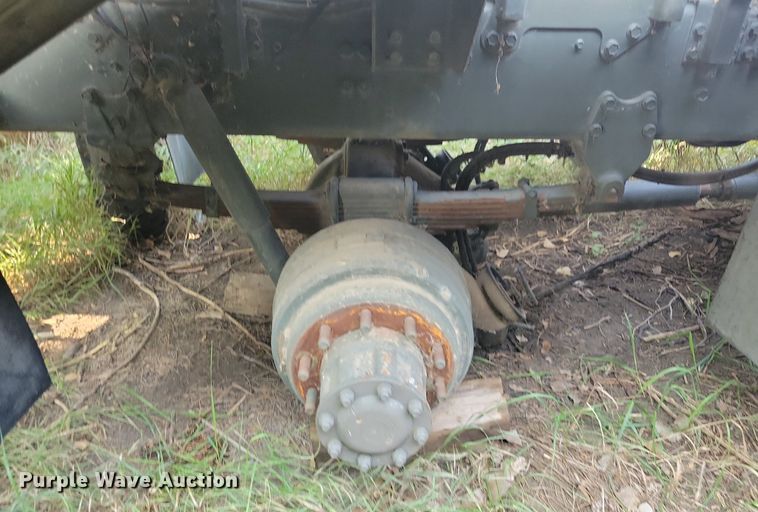 image for item DN3526 1992 Oshkosh HB2518-MP3 snowblower truck