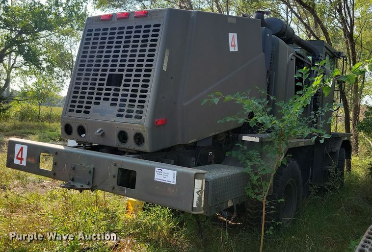 image for item DN3527 1992 Oshkosh HB2518-MP3 snow blower truck