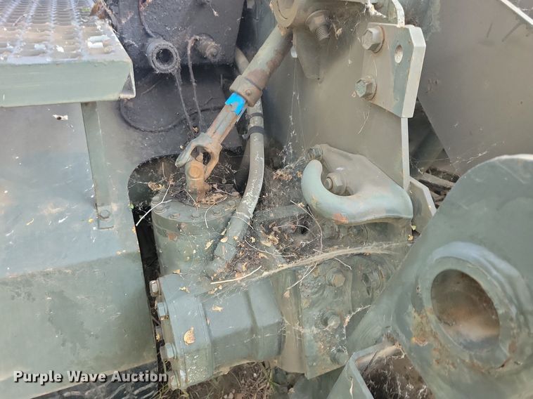 image for item DN3527 1992 Oshkosh HB2518-MP3 snow blower truck