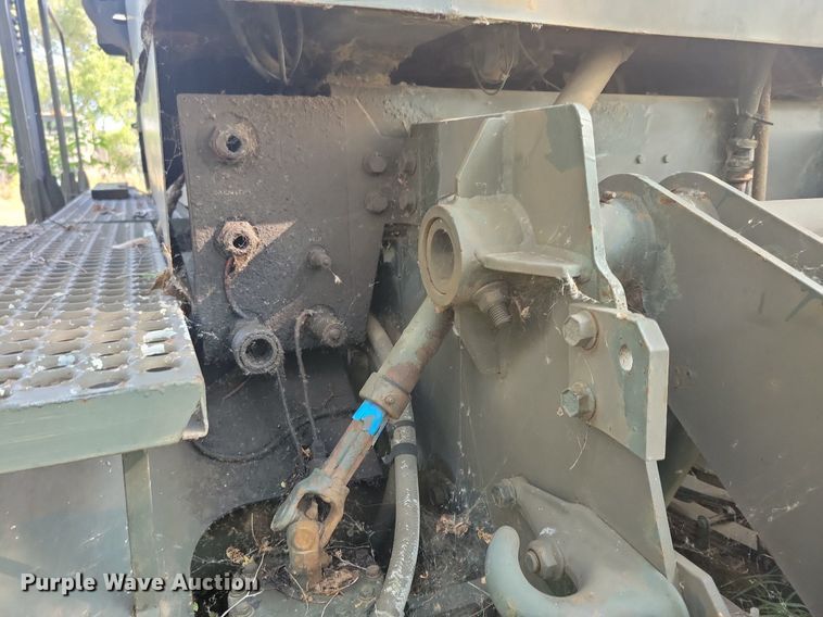 image for item DN3527 1992 Oshkosh HB2518-MP3 snow blower truck