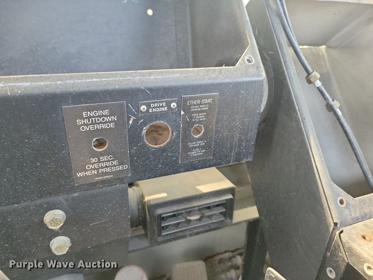 image for item DN3527 1992 Oshkosh HB2518-MP3 snow blower truck