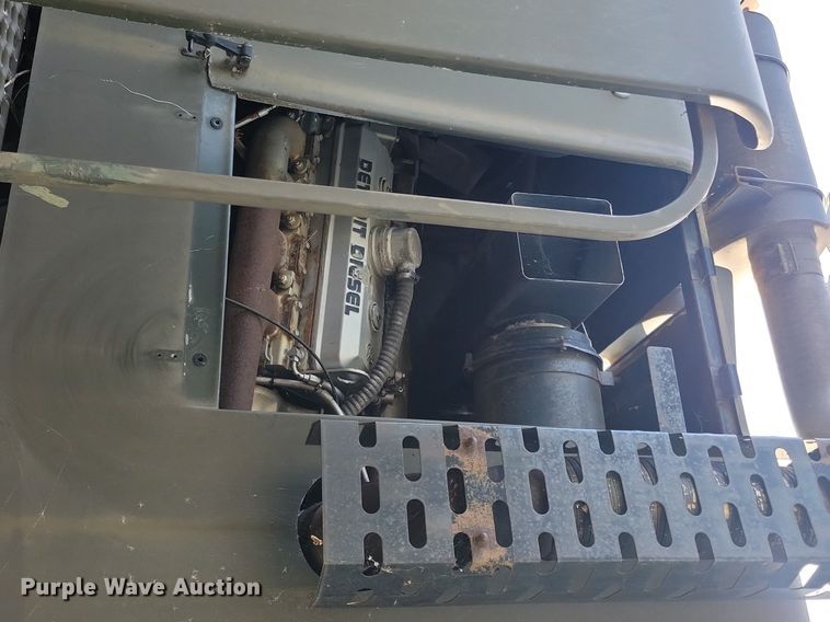 image for item DN3527 1992 Oshkosh HB2518-MP3 snow blower truck