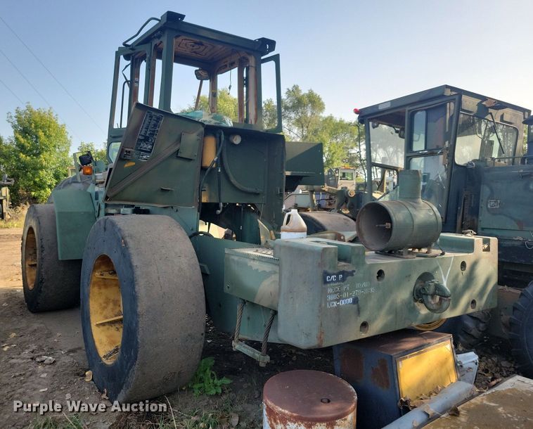 image for item DN3528 1989 John Deere 644EZ wheel loader