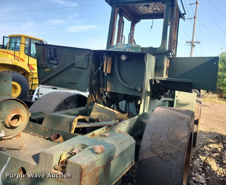 image for item DN3528 1989 John Deere 644EZ wheel loader