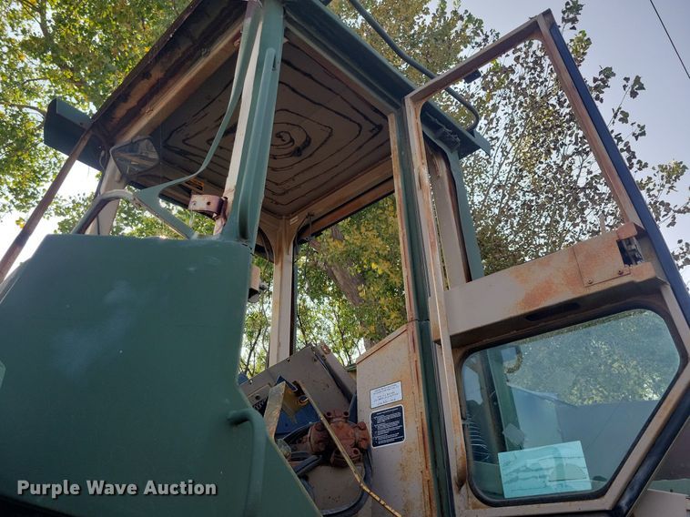 image for item DN3528 1989 John Deere 644EZ wheel loader