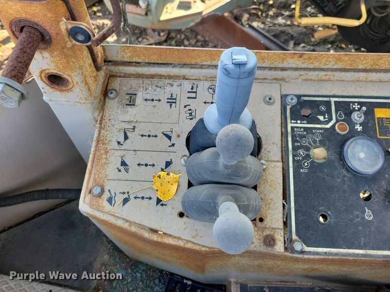 image for item DN3528 1989 John Deere 644EZ wheel loader