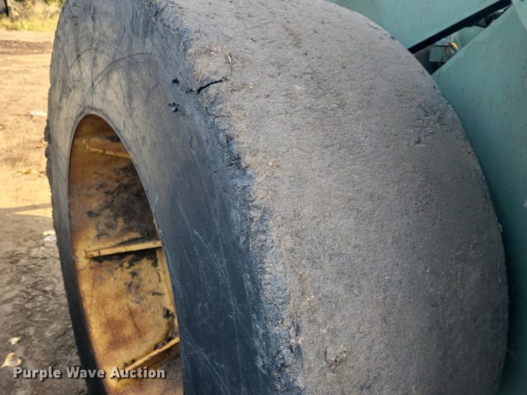 image for item DN3528 1989 John Deere 644EZ wheel loader