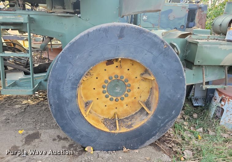 image for item DN3528 1989 John Deere 644EZ wheel loader