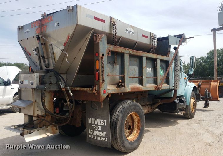 image for item DO2959 2002 International 4700 dump truck