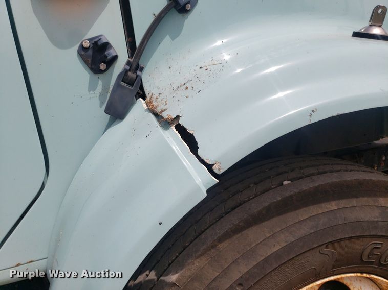 image for item DO2959 2002 International 4700 dump truck