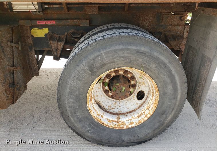 image for item DO2959 2002 International 4700 dump truck