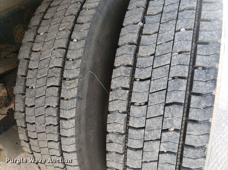 image for item DO2959 2002 International 4700 dump truck