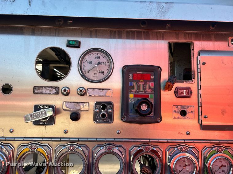 image for item DO7471 2007 Spartan Gladiator Classic pumper fire truck