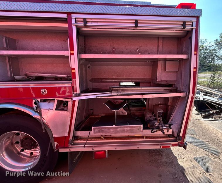 image for item DO7471 2007 Spartan Gladiator Classic pumper fire truck