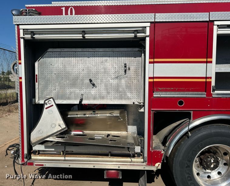 image for item DO7471 2007 Spartan Gladiator Classic pumper fire truck