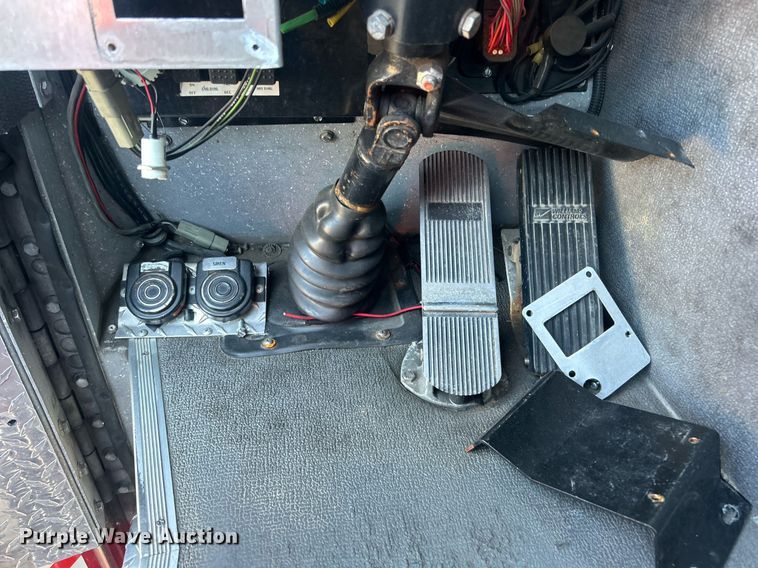 image for item DO7471 2007 Spartan Gladiator Classic pumper fire truck