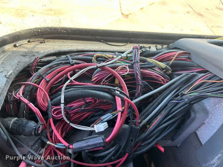 image for item DO7471 2007 Spartan Gladiator Classic pumper fire truck