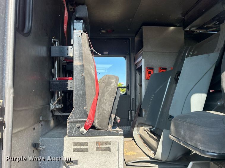 image for item DO7471 2007 Spartan Gladiator Classic pumper fire truck