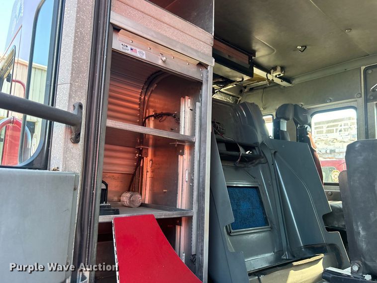 image for item DO7471 2007 Spartan Gladiator Classic pumper fire truck