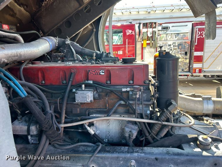 image for item DO7471 2007 Spartan Gladiator Classic pumper fire truck