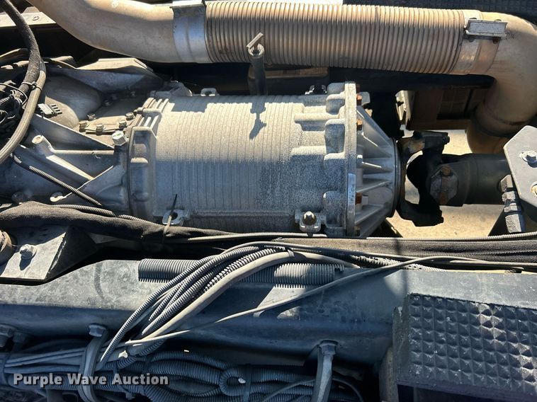 image for item DO7471 2007 Spartan Gladiator Classic pumper fire truck