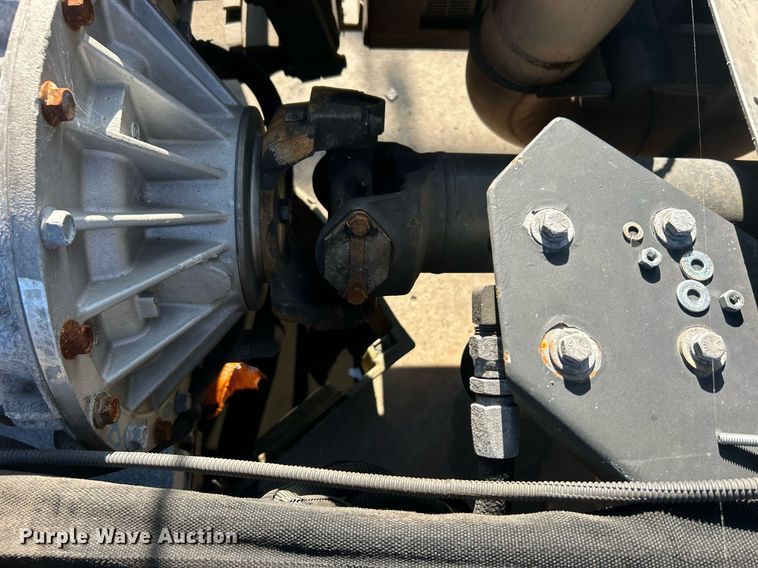 image for item DO7471 2007 Spartan Gladiator Classic pumper fire truck