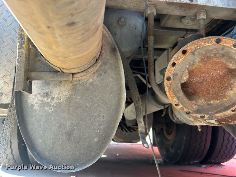 image for item DO7471 2007 Spartan Gladiator Classic pumper fire truck