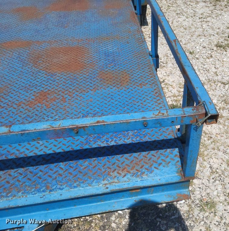 image for item DQ3626 2010 Bales Utility trailer