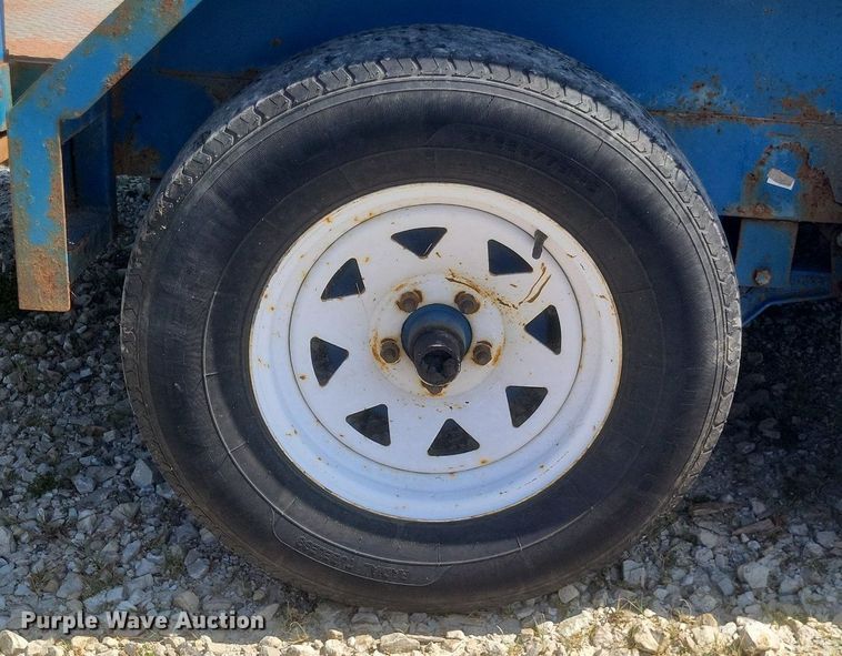 image for item DQ3626 2010 Bales Utility trailer