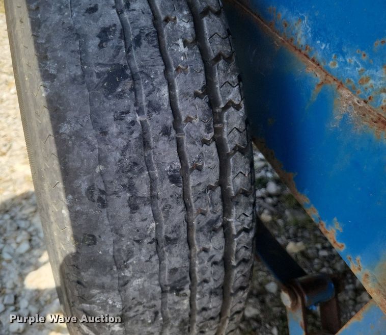 image for item DQ3626 2010 Bales Utility trailer