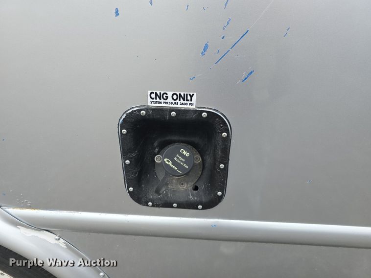 image for item DQ4424 2018 Senator II ST69923C shuttle bus