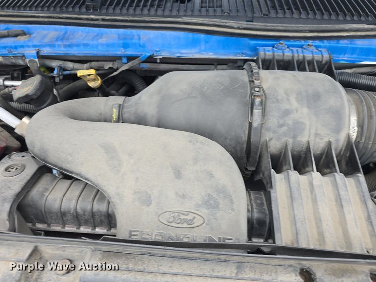 image for item DQ4424 2018 Senator II ST69923C shuttle bus