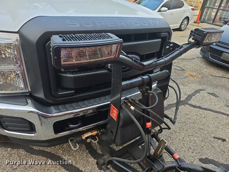 image for item DQ4551 2015 Ford F550 Super Duty XL dump truck