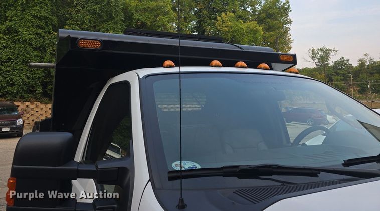 image for item DQ4551 2015 Ford F550 Super Duty XL dump truck