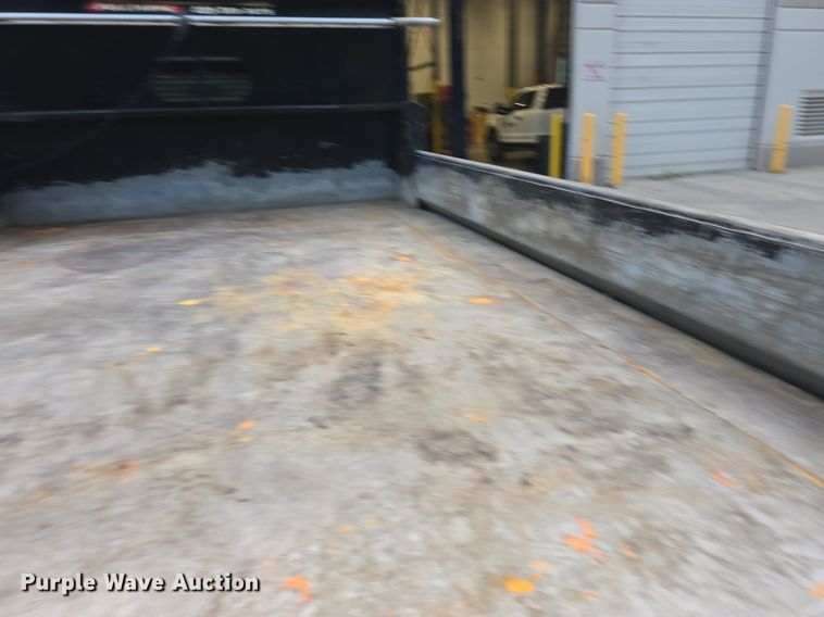 image for item DQ4551 2015 Ford F550 Super Duty XL dump truck