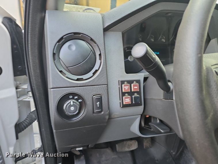 image for item DQ4551 2015 Ford F550 Super Duty XL dump truck