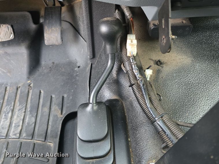 image for item DQ4551 2015 Ford F550 Super Duty XL dump truck