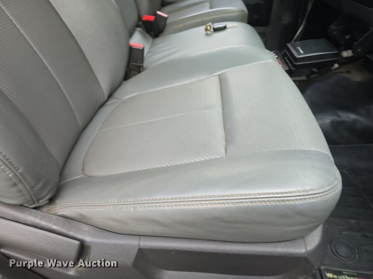 image for item DQ4551 2015 Ford F550 Super Duty XL dump truck