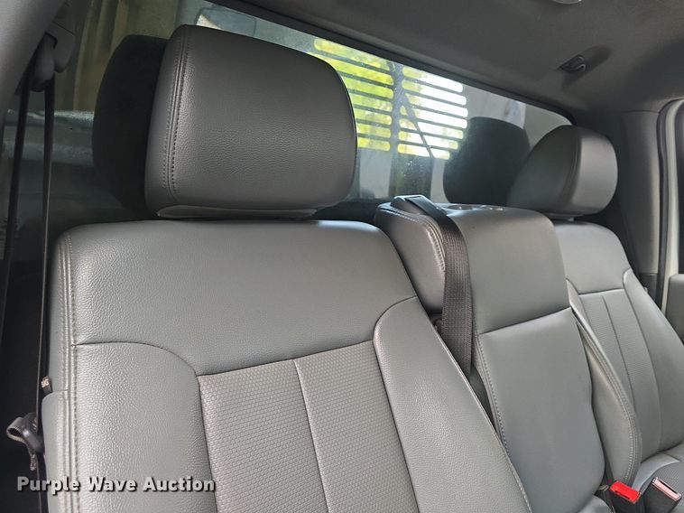 image for item DQ4551 2015 Ford F550 Super Duty XL dump truck