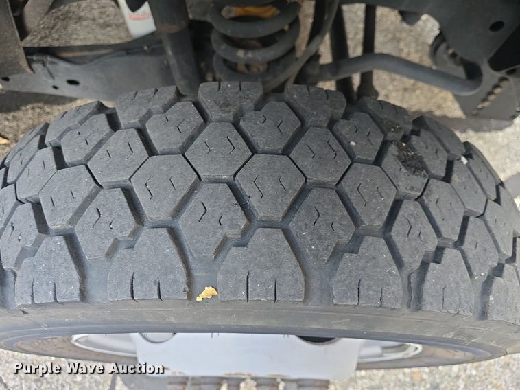 image for item DQ4551 2015 Ford F550 Super Duty XL dump truck