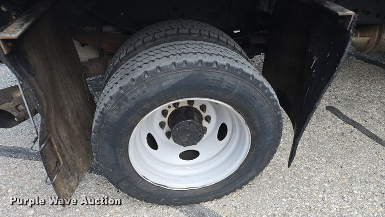 image for item DQ4551 2015 Ford F550 Super Duty XL dump truck