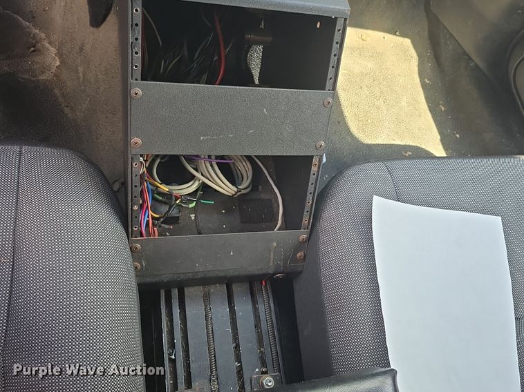 image for item DQ4555 2009 Ford  Crown Victoria Police Interceptor 