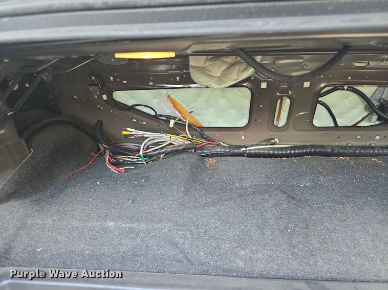 image for item DQ4555 2009 Ford  Crown Victoria Police Interceptor 