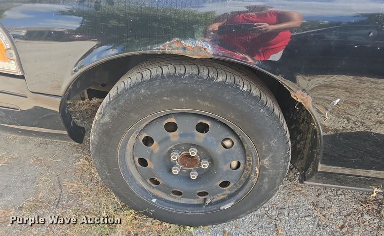 image for item DQ4555 2009 Ford  Crown Victoria Police Interceptor 