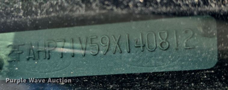 image for item DQ4555 2009 Ford  Crown Victoria Police Interceptor 