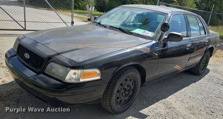 image for item DQ4556 2009 Ford Crown Victoria Police Interceptor 