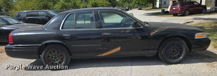 image for item DQ4556 2009 Ford Crown Victoria Police Interceptor 