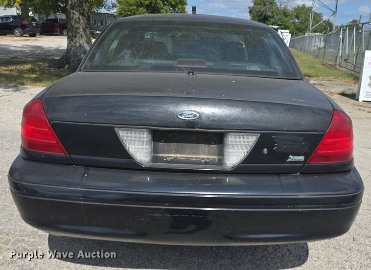 image for item DQ4556 2009 Ford Crown Victoria Police Interceptor 