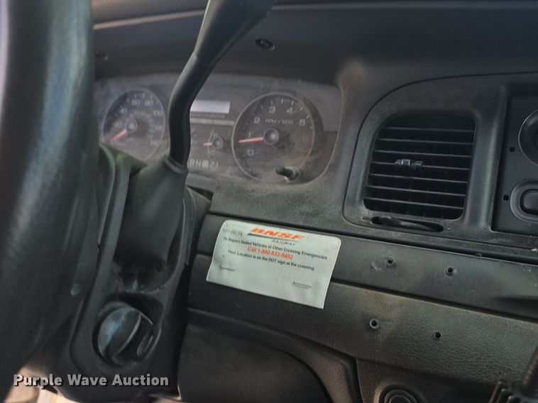 image for item DQ4556 2009 Ford Crown Victoria Police Interceptor 