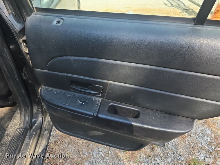 image for item DQ4556 2009 Ford Crown Victoria Police Interceptor 